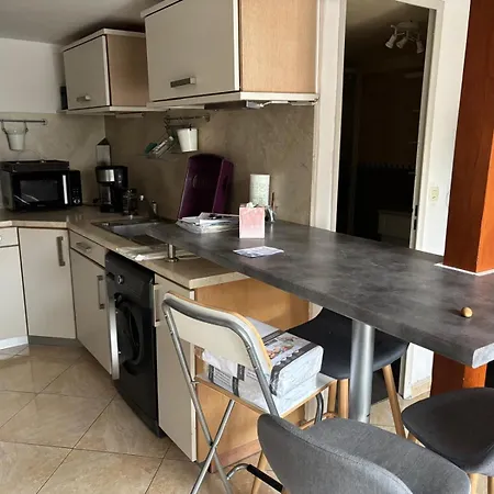 Holiday home Janislove34 Maison 1 Avec Acces Piscine Dans A Les Flots *