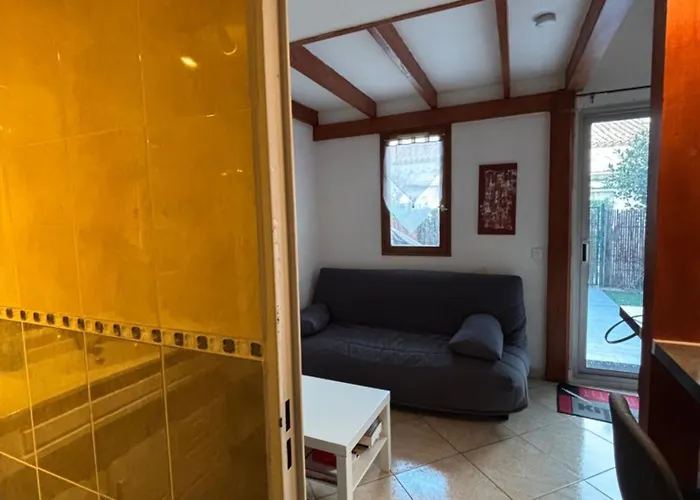 Janislove34 Maison 1 Avec Acces Piscine Dans A Les Flots Дом отдыха *